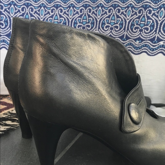 Arnold Churgin Italian Leather Heeled Boots - Picture 2 of 6